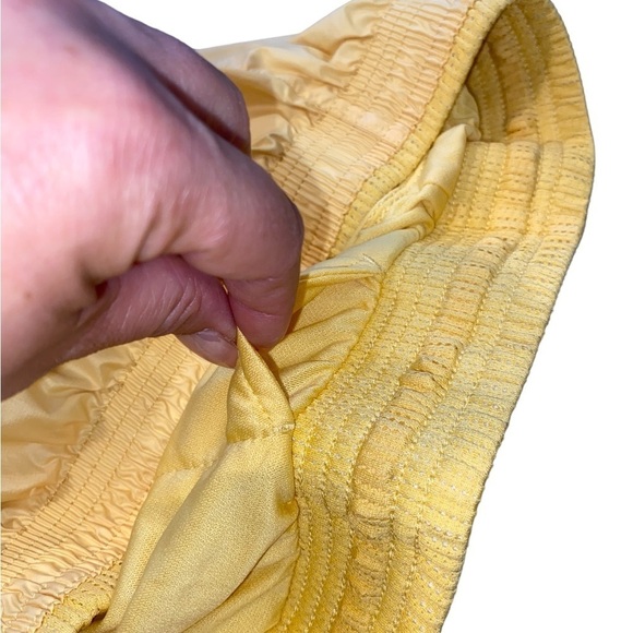 Nike swoosh butter yellow lined running shorts moist wicking sporty athleisure - Picture 14 of 16